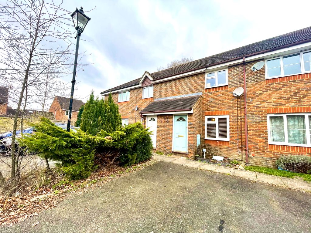 1 bed terraced house for sale in Ropeland Way, Horsham RH12 Zoopla