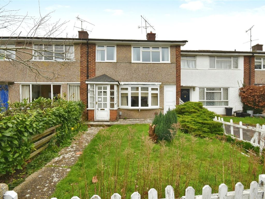 3 bed terraced house for sale in Wheble Drive, Woodley, Reading RG5, £