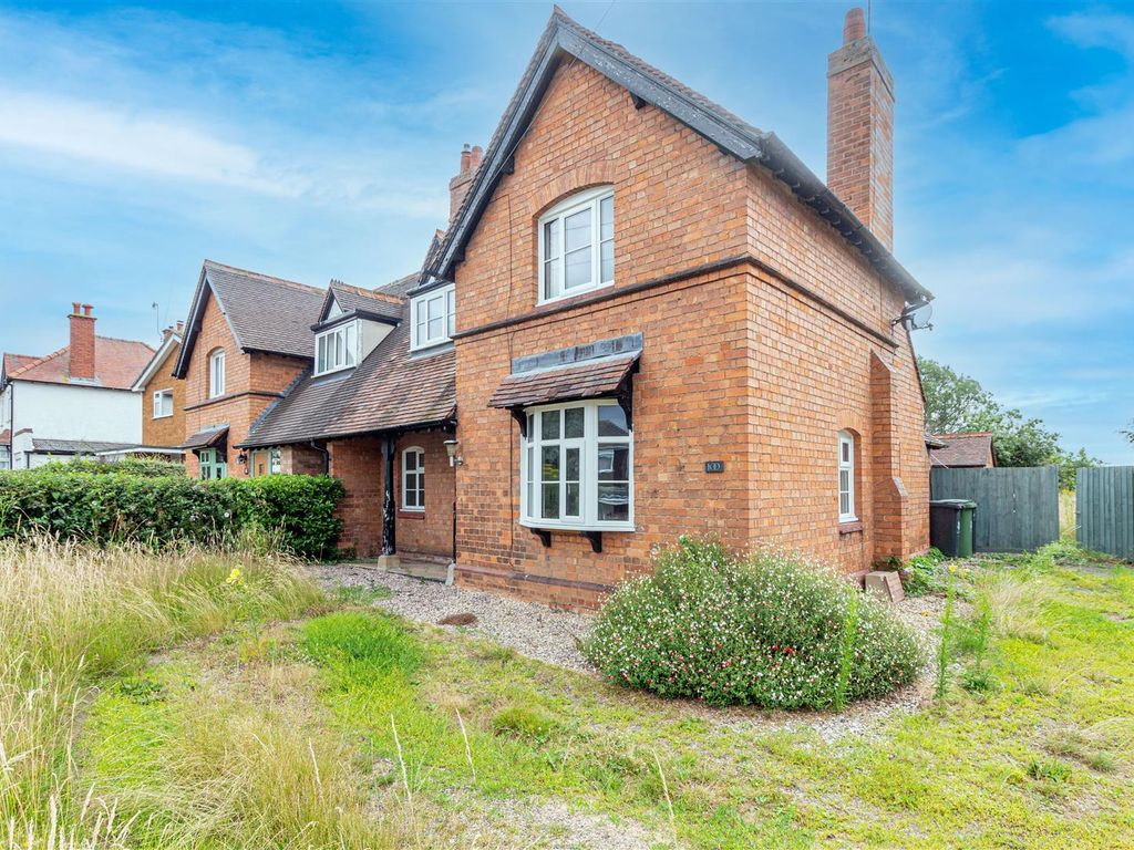 3 bed semidetached house for sale in Cornmeadow Lane, Claines