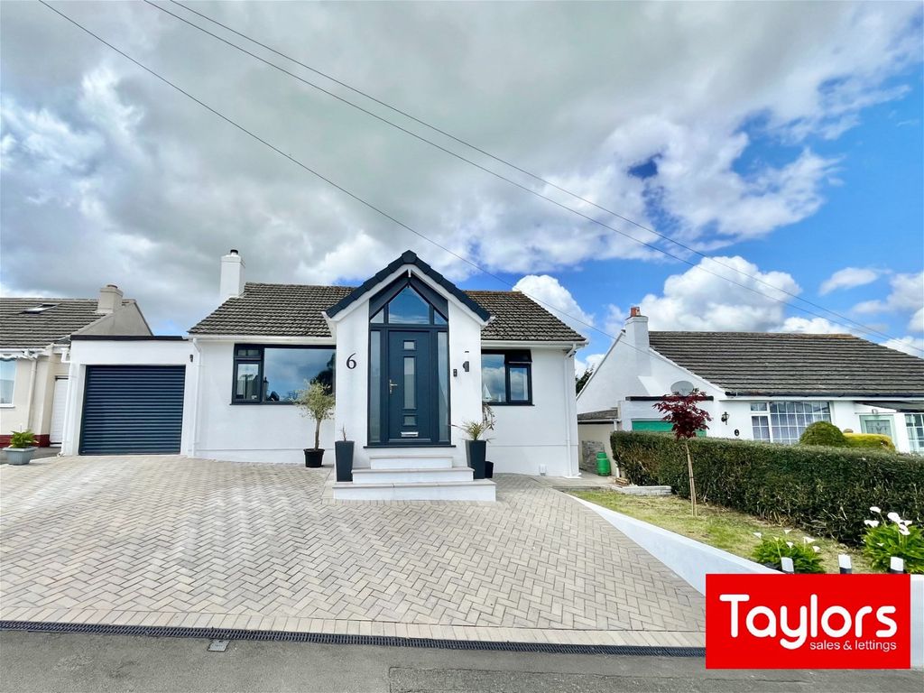 3 bed bungalow for sale in Dixon Close, Paignton TQ3, £399,950 Zoopla