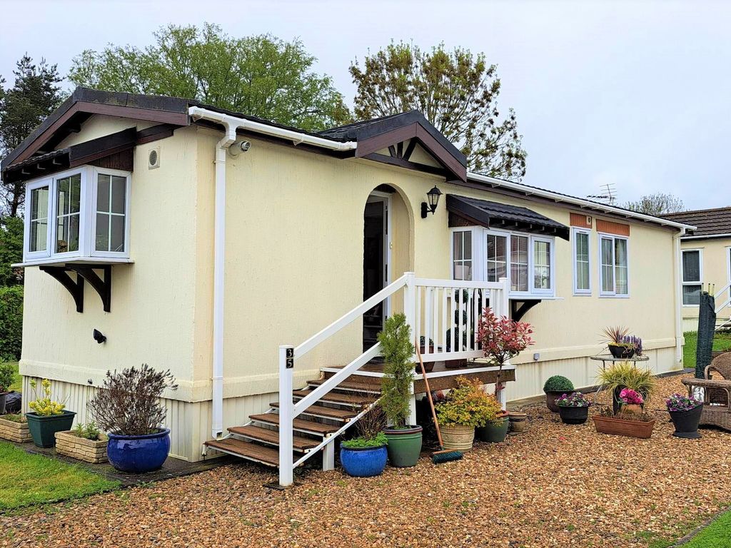 2 bed mobile/park home for sale in Grange Road, Uphill, WestonSuper