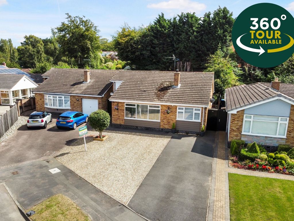 3 bed detached bungalow for sale in Hereward Drive, Thurnby, Leicester