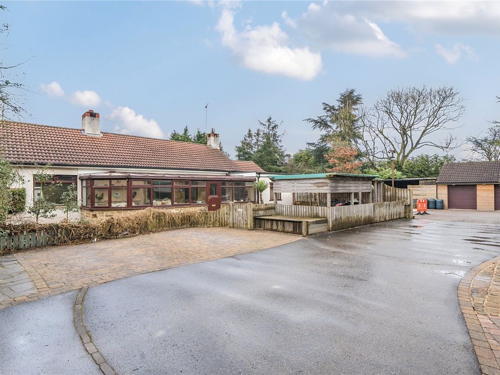 4 bed detached bungalow for sale in Pear Trees, Barwick Road, Garforth, Leeds, West Yorkshire