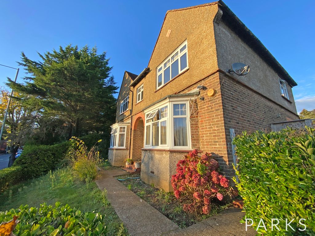 2 bed flat to rent in Old Shoreham Road, Brighton BN3 Zoopla