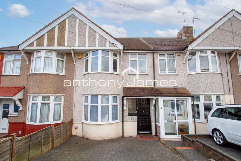 3 bed terraced house to rent in Buckingham Avenue, Welling, Kent DA16