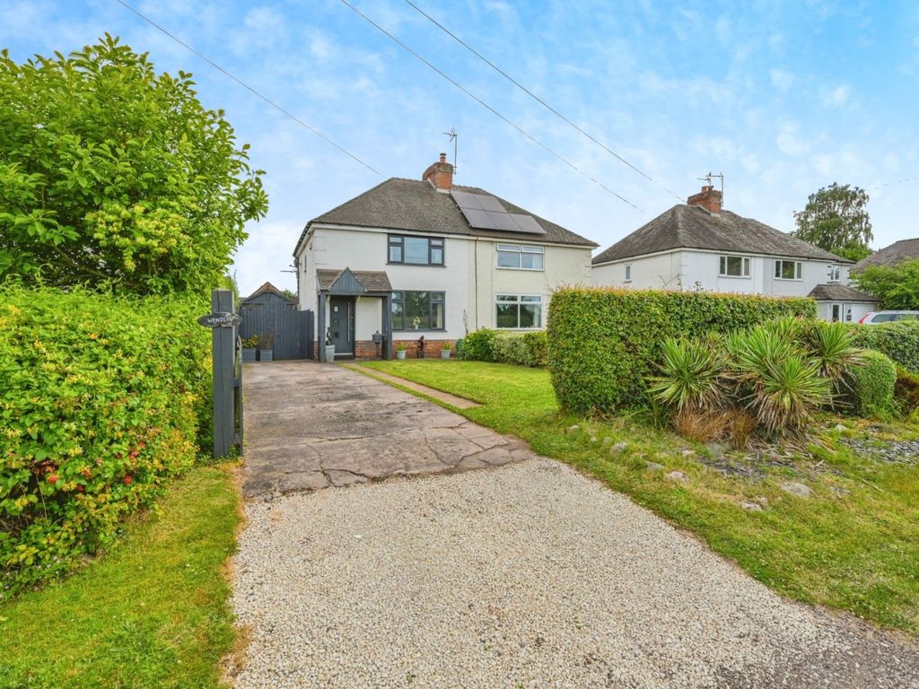 3 bed semidetached house for sale in Eccleshall Road, Stafford ST18, £