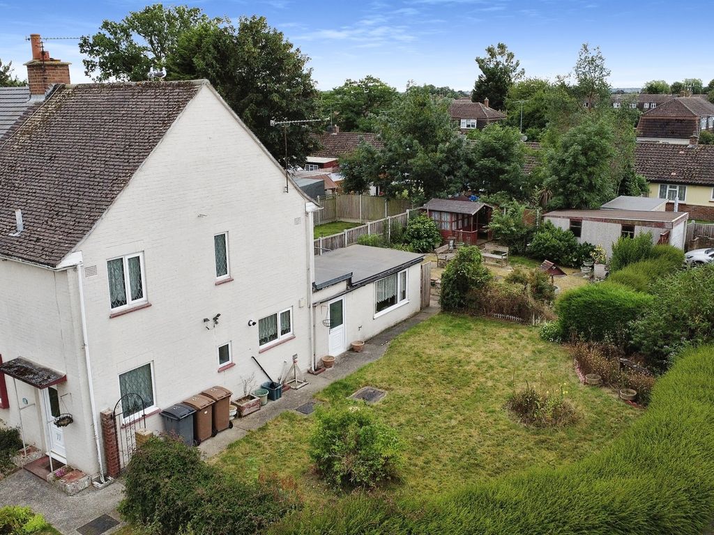 3 bed semidetached house for sale in Woodhall Road, Broomfield