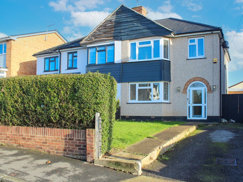 3 bed semidetached house for sale in South View Road, Benfleet SS7, £
