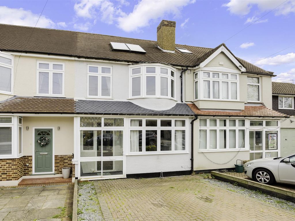 3 bed terraced house for sale in Ardrossan Gardens, Worcester Park KT4