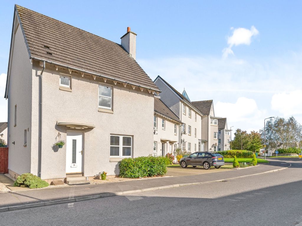 4 bed detached house for sale in Hillside Grove, Bo'ness EH51, £240,000