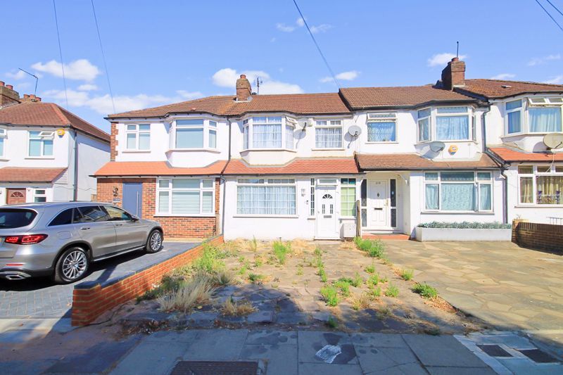 3 bed terraced house for sale in Conway Crescent, Perivale, Greenford UB6 Zoopla