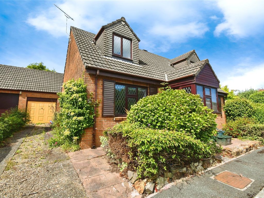 4 bed detached house for sale in Gwaun View, Fishguard, Pembrokeshire