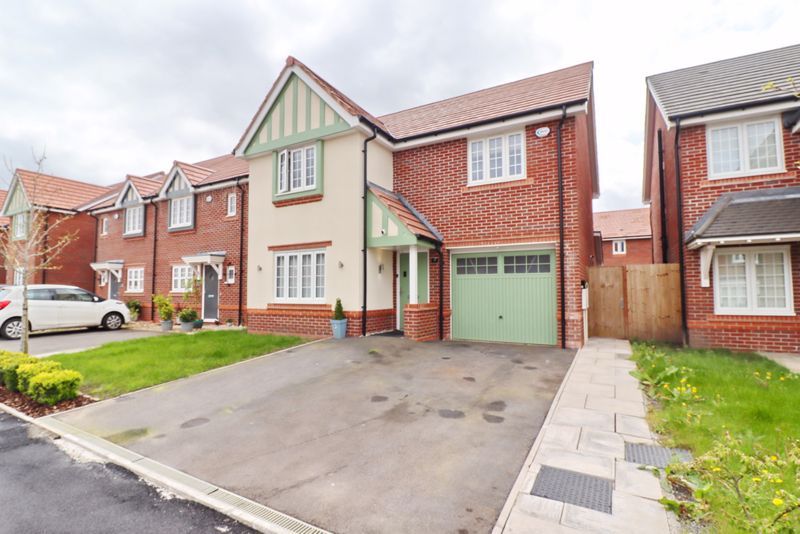 4 bed detached house for sale in Norton Road, Worsley, Manchester M28
