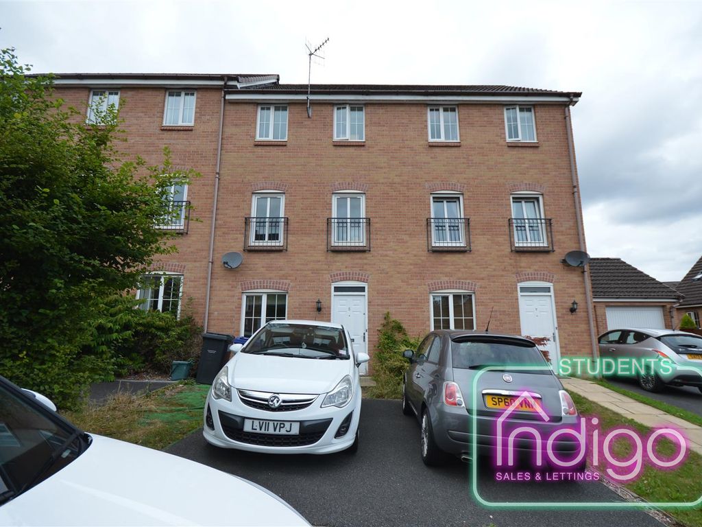 5 bed property to rent in Tansy Way, Clayton, NewcastleUnderLyme ST5