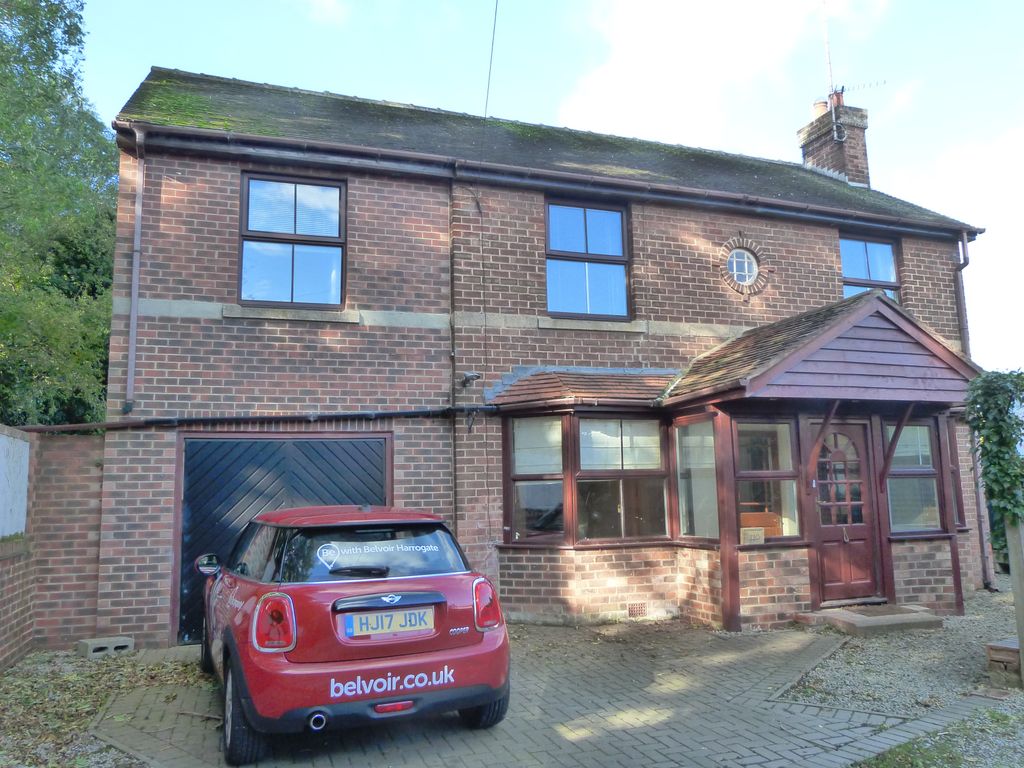 4 bed detached house to rent in Harrogate Road, Ripon HG4 Zoopla