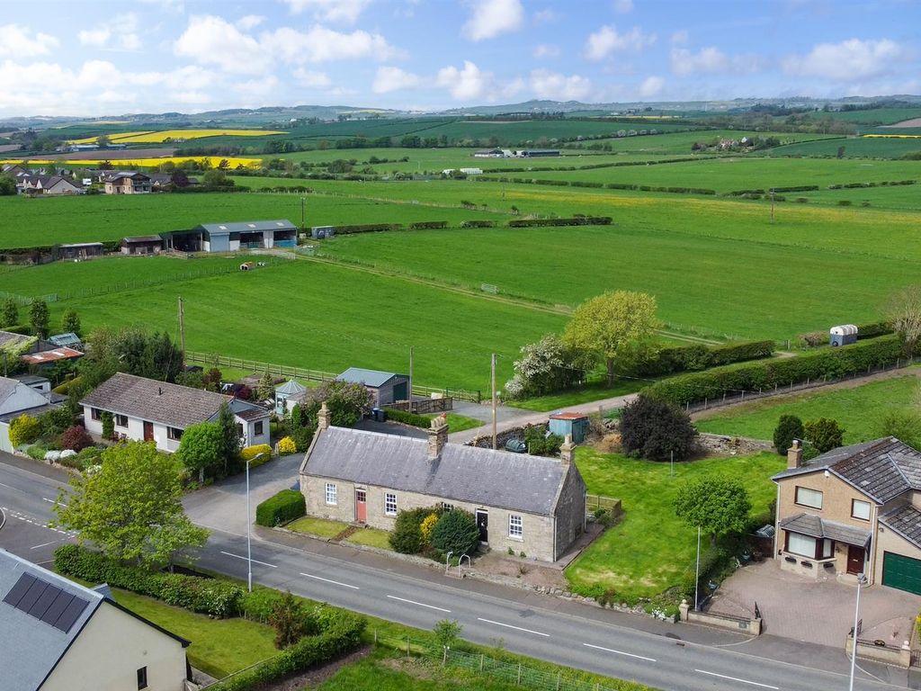 6 bed cottage for sale in Birgham Haugh Cottages, Birgham, Coldstream