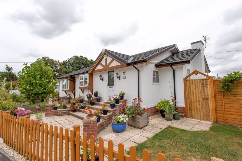 2 bed mobile/park home for sale in Primrose Hill, Charlton Mackrell, Somerton TA11 Zoopla