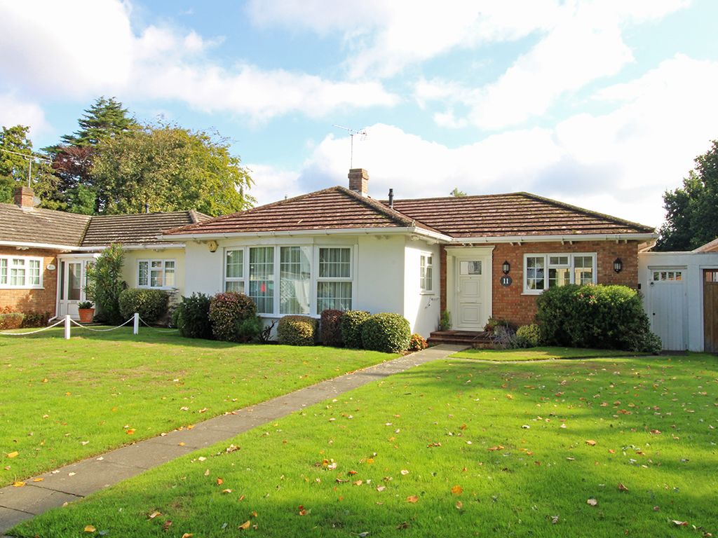 2 bed detached bungalow for sale in Hunters Close, Aldwick Bay Estate