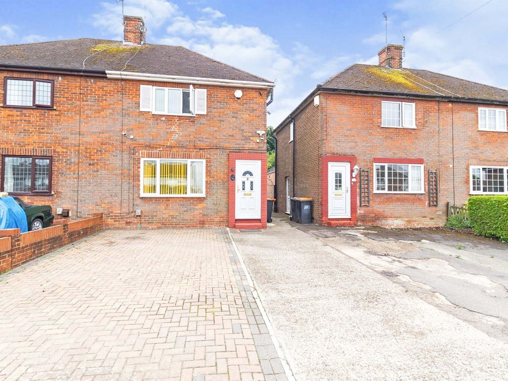 3 bed semidetached house for sale in Jeans Way, Dunstable LU5 Zoopla