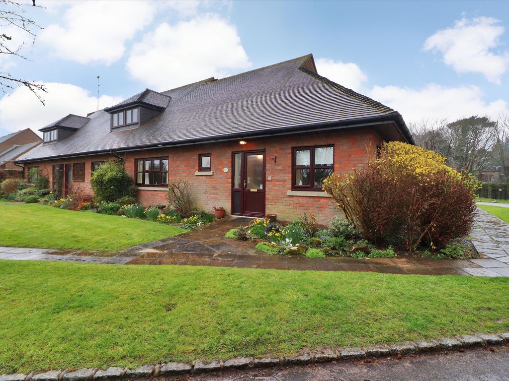 2 bed bungalow for sale in Frant, Tunbridge Wells, East Sussex TN3 Zoopla