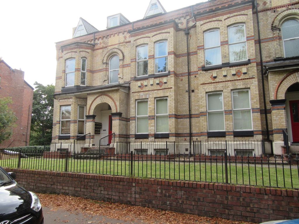 1 bed flat to rent in 4 Alness Road, Manchester, Greater Manchester. M16, £845 pcm Zoopla