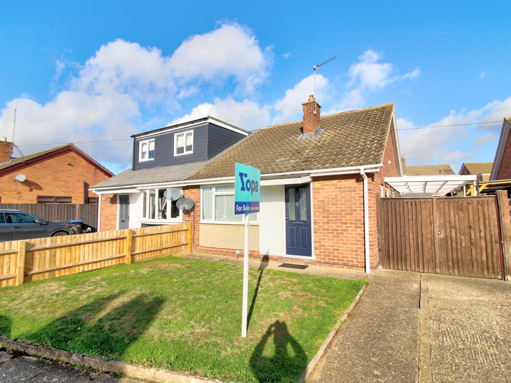 Hollingside Drive, Northampton NN2  