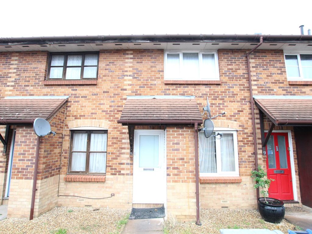 2 bed terraced house to rent in Langton Road, London NW2, £2,401 pcm