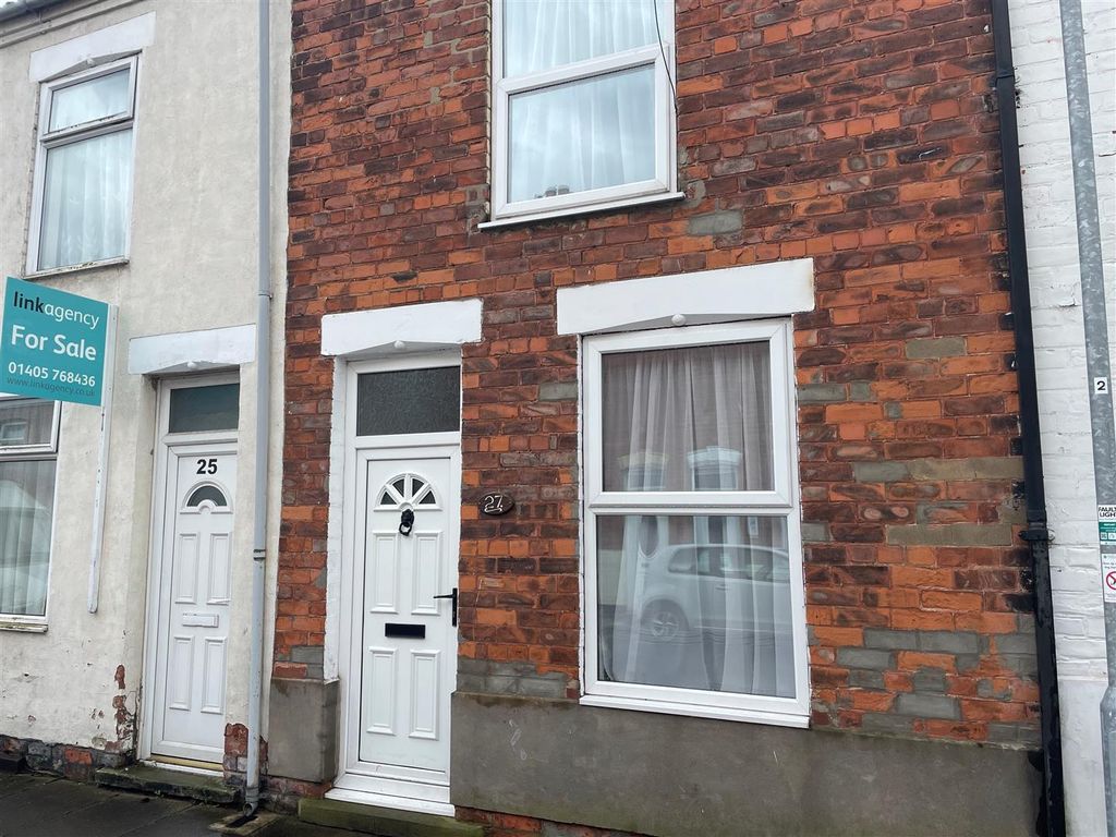 2 bed terraced house to rent in Byron Street, Goole DN14 Zoopla