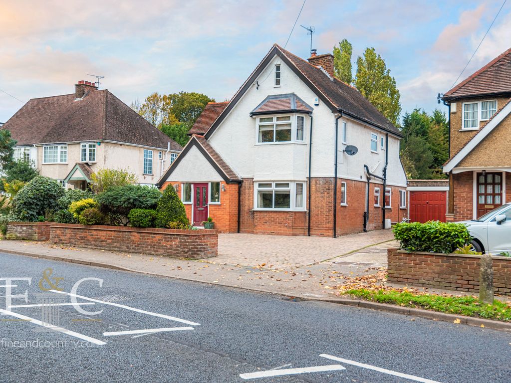 4 bed detached house for sale in Station Road, Broxbourne, Hertfordshire EN10 Zoopla