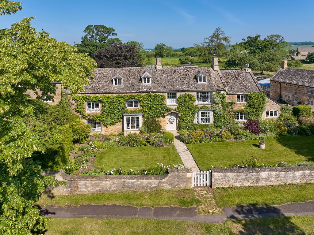 6 bed detached house for sale in The Green, Kingham, Oxfordshire OX7, £