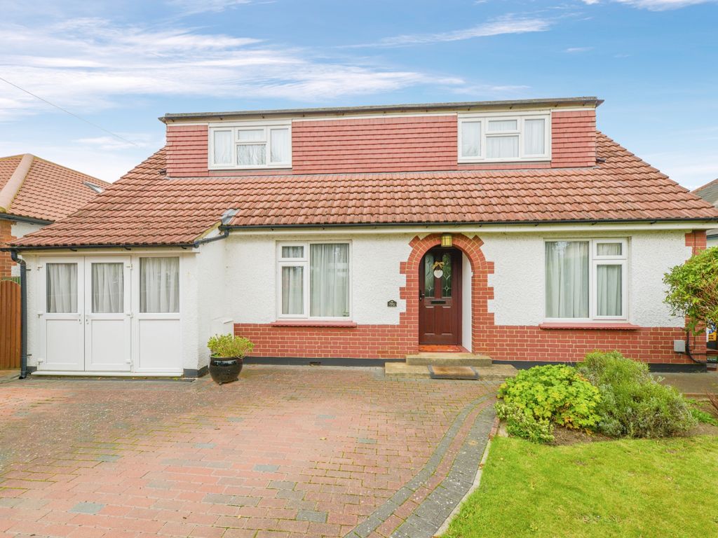 3 bed bungalow for sale in Biggleswade Road, Upper Caldecote