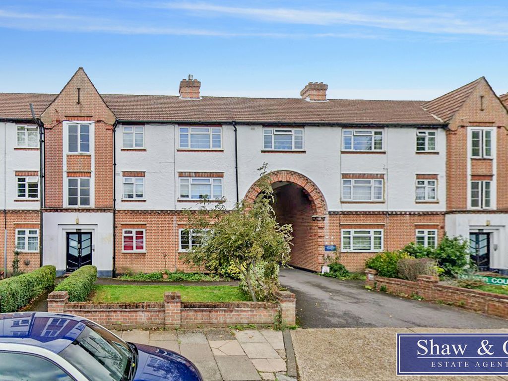 2 bed flat for sale in Manor Road, Twickenham TW2 Zoopla
