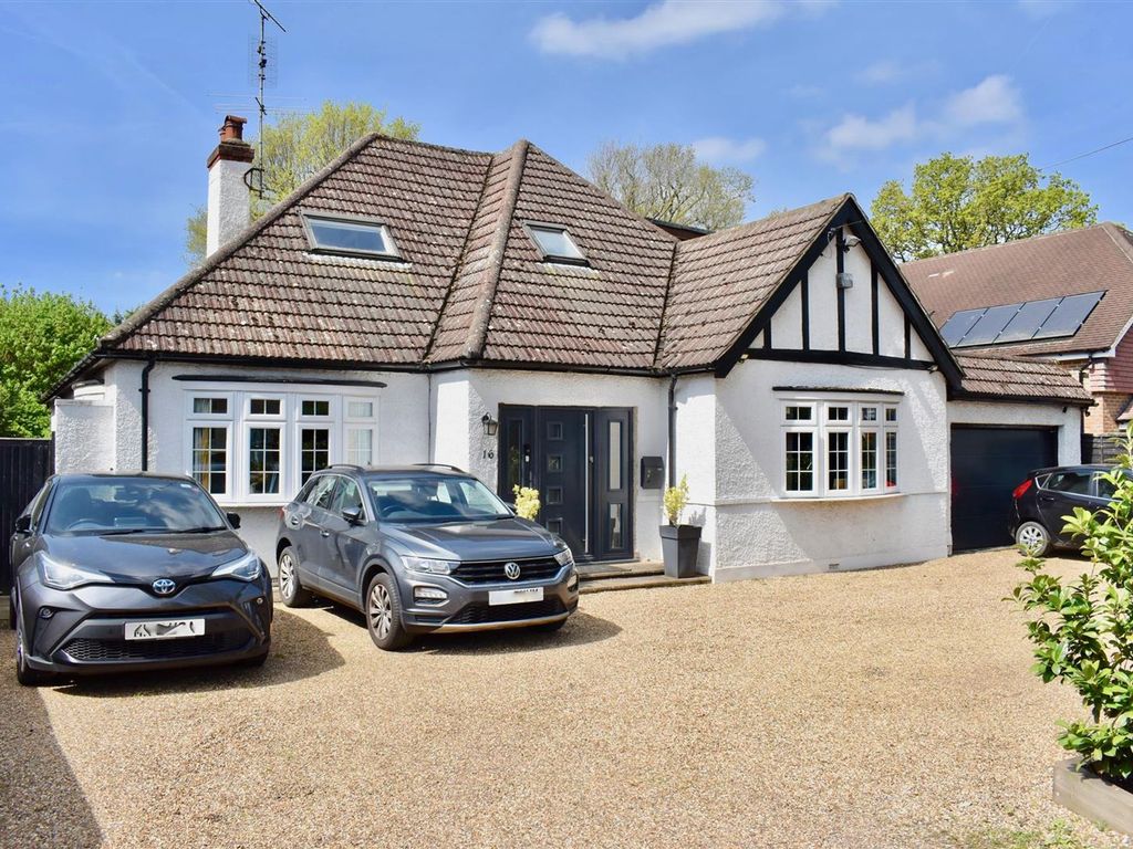 5 bed detached house for sale in Harriotts Lane, Ashtead KT21 Zoopla