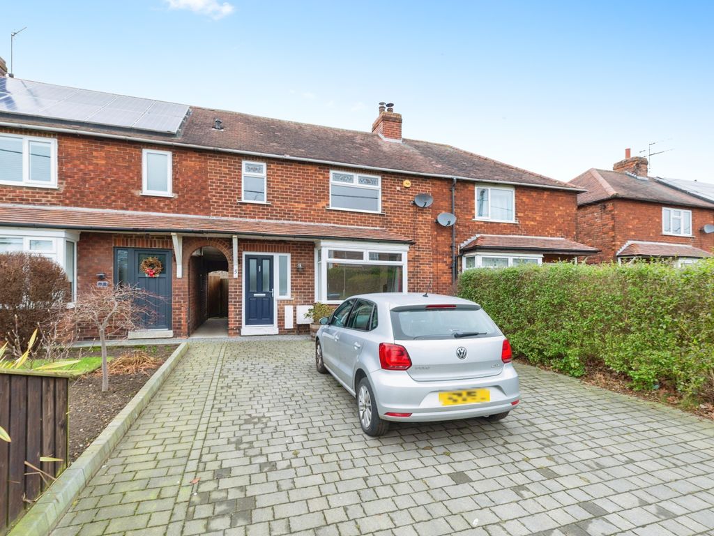 3 bed terraced house for sale in Stokesley Road, Northallerton DL6, £