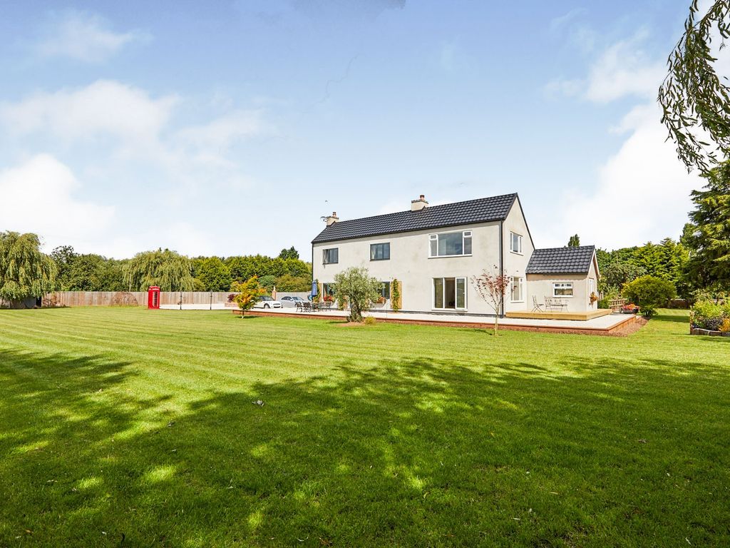 5 bed detached house for sale in Cavendish Bridge, Shardlow, Derby DE72