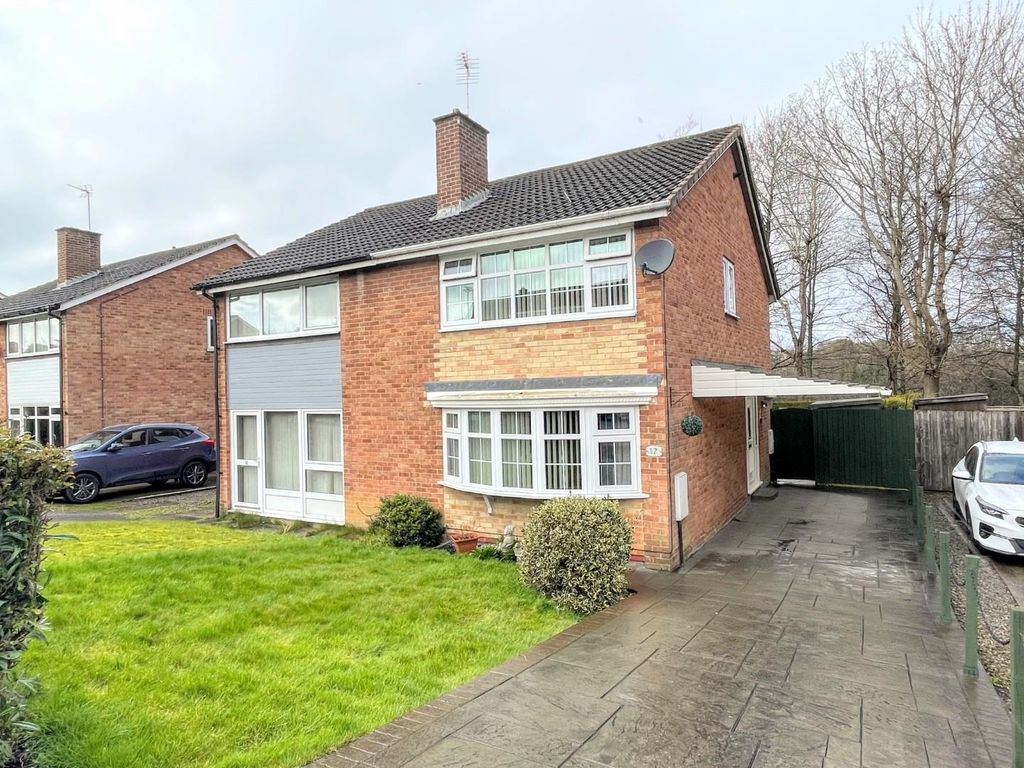 3 bed semidetached house for sale in Albermarle Drive, Catterick