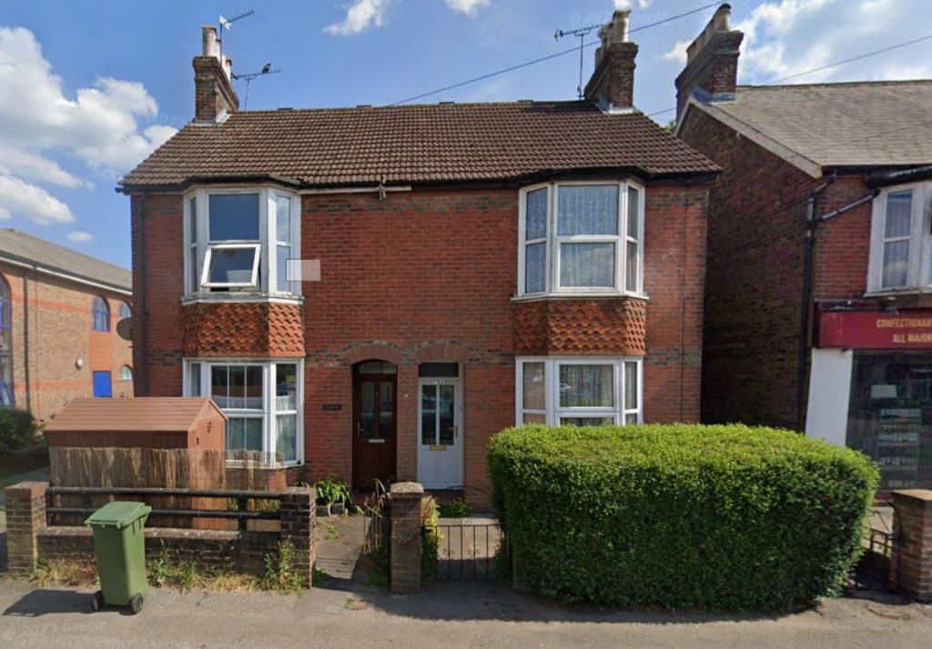 Property for sale in Crawley Road, Horsham RH12, £12,500 Zoopla