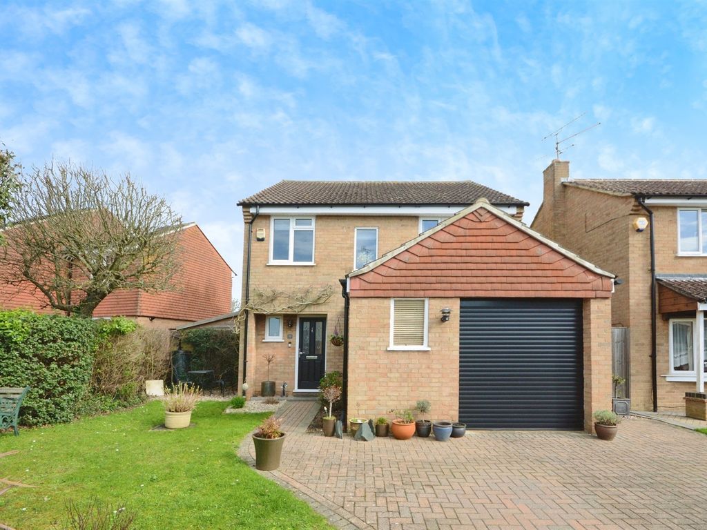 4 bed detached house for sale in Micawber Way, Chelmsford CM1, £525,000
