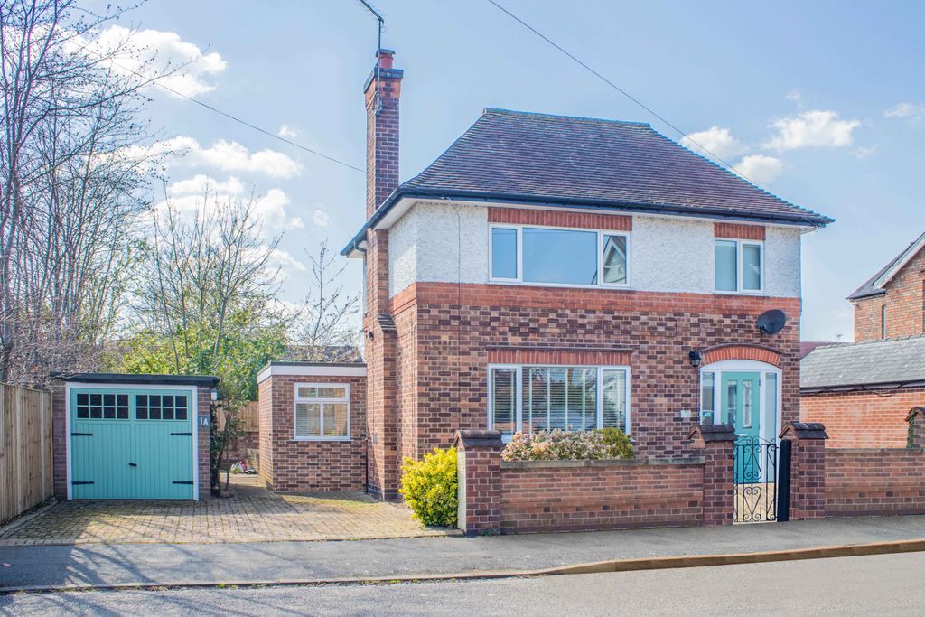 3 bed detached house to rent in Douglas Road, Long Eaton, Nottingham