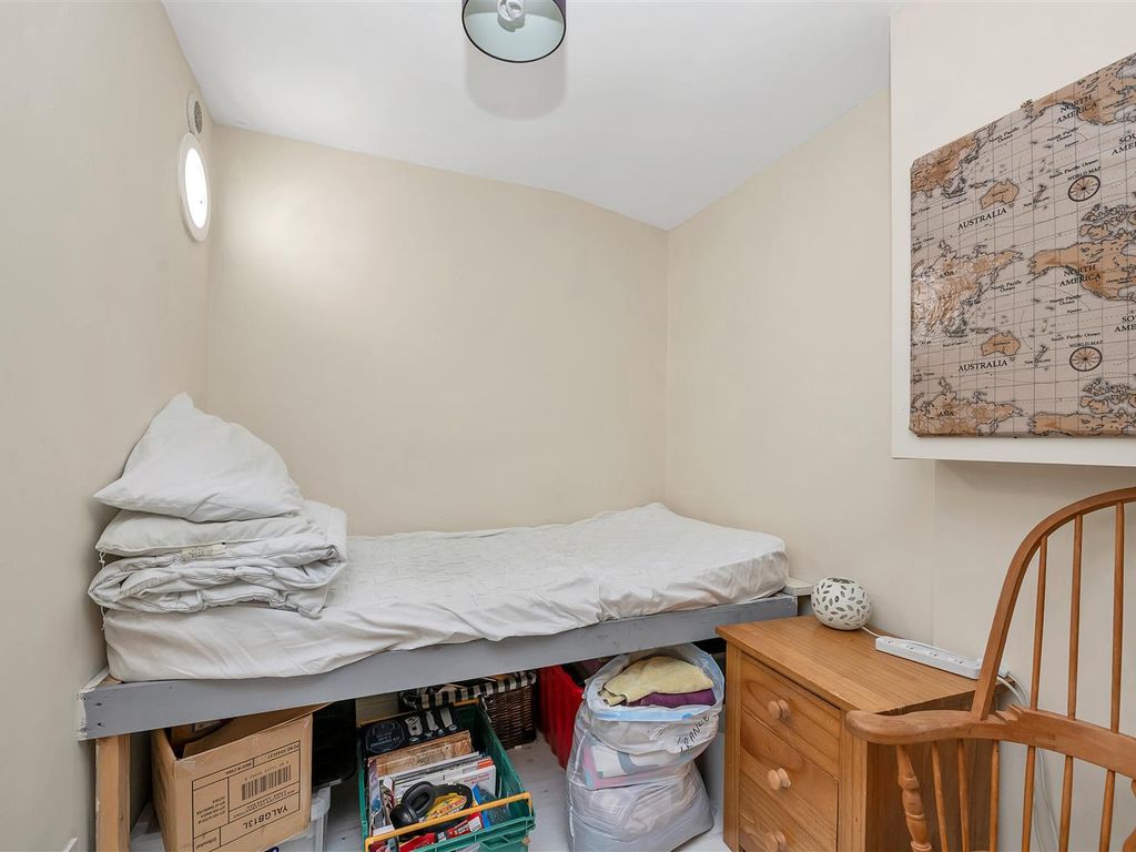 4 bed property for sale in Unicorn Place, Bury St. Edmunds IP33 Zoopla