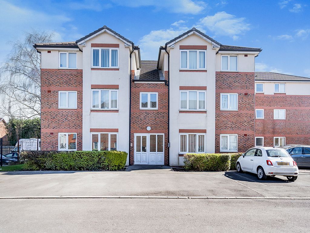 2 bed flat to rent in Worsley Road North, Worsley, Manchester, Greater