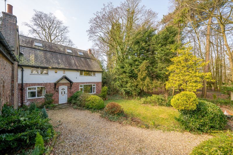 4 bed semidetached house for sale in Halsall Road, Halsall, Ormskirk