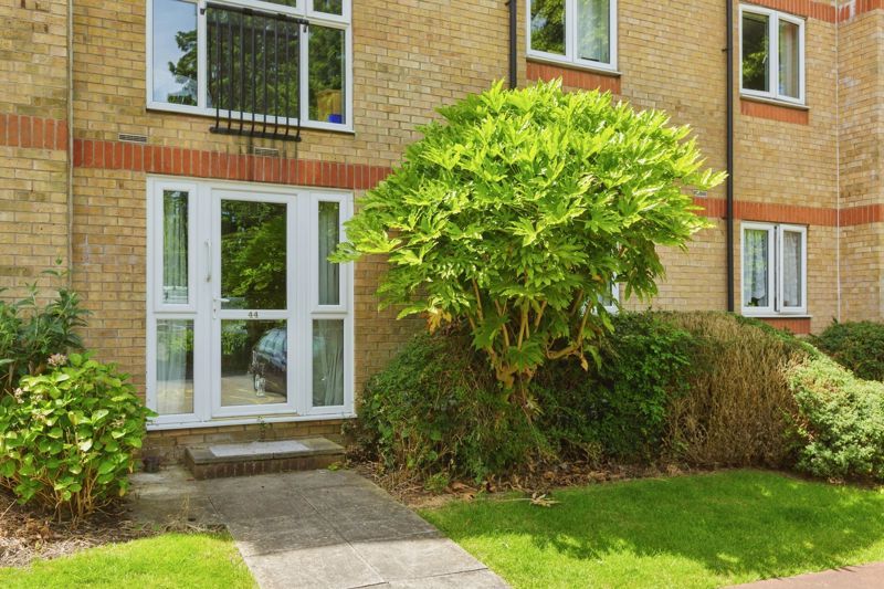 1 bed flat for sale in Hendon Grange, Leicester LE2, £110,000 Zoopla