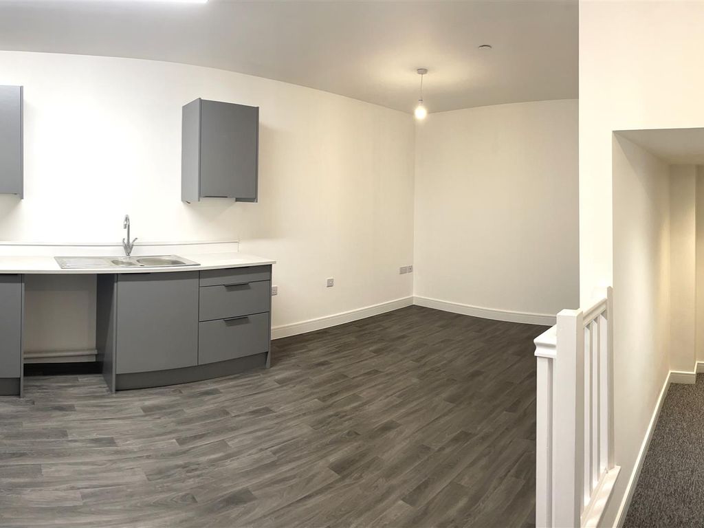 2 bed flat to rent in Quay Street, Haverfordwest SA61 Zoopla