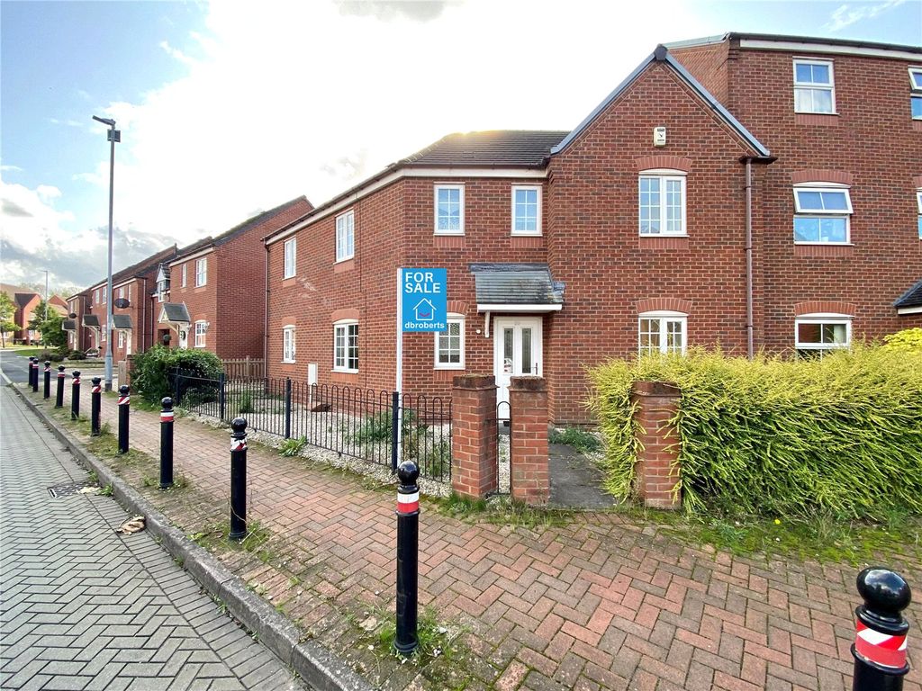 3 bed end terrace house for sale in Marlborough Road, Hadley, Telford