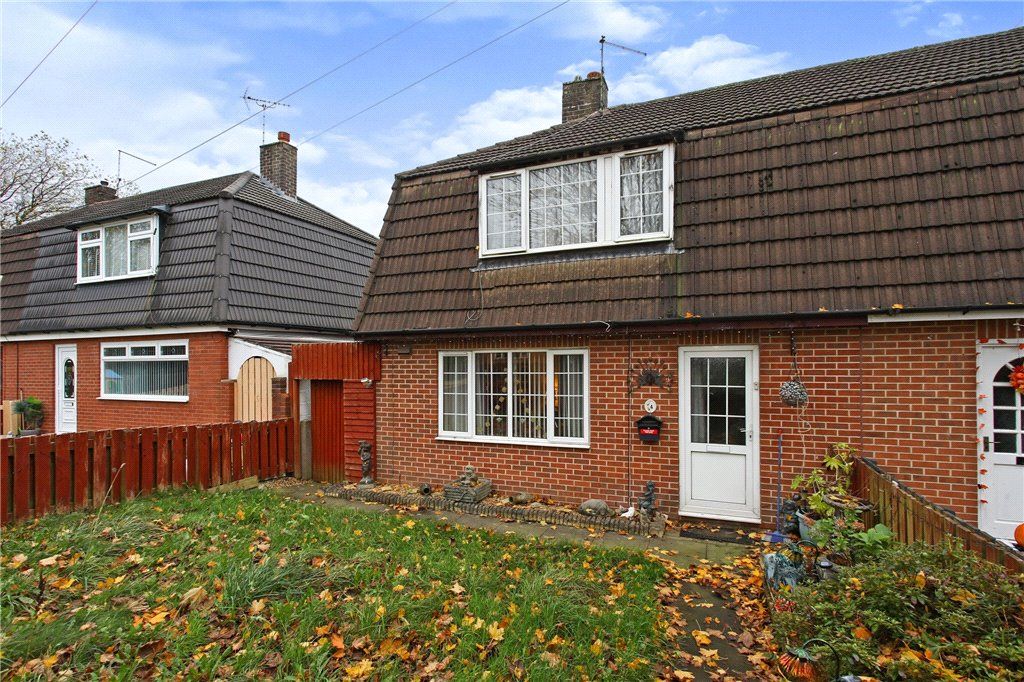 3 bed semidetached house for sale in Mulberry Place, Chesterton
