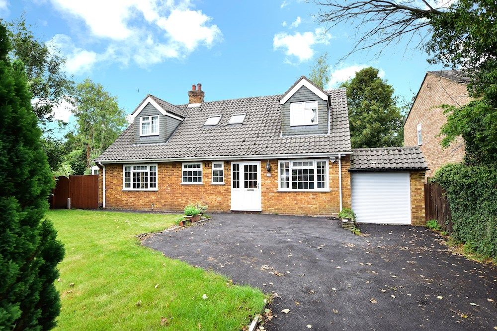5 bed detached house to rent in Hamilton Road, Hunton Bridge, Kings