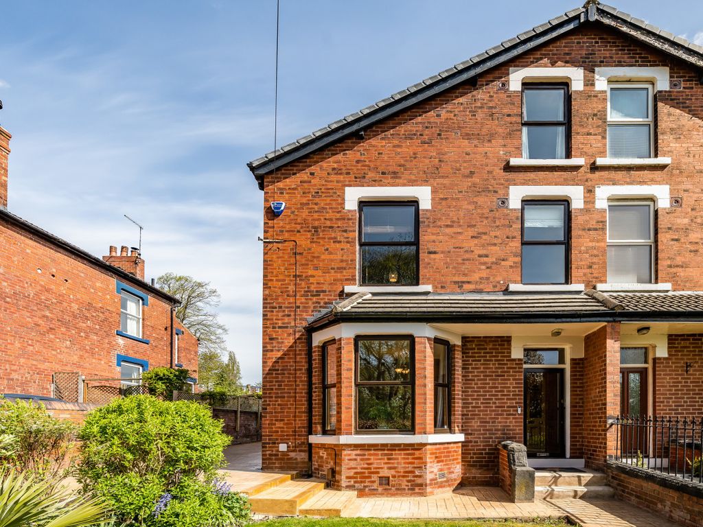 5 bed semidetached house for sale in Vesper Road, Leeds, West