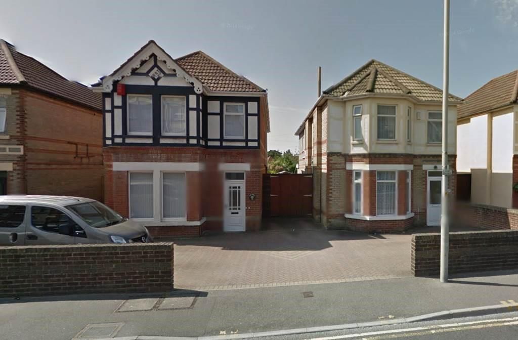 Studio to rent in Ashley Road, Parkstone, Poole BH14, £720 pcm Zoopla