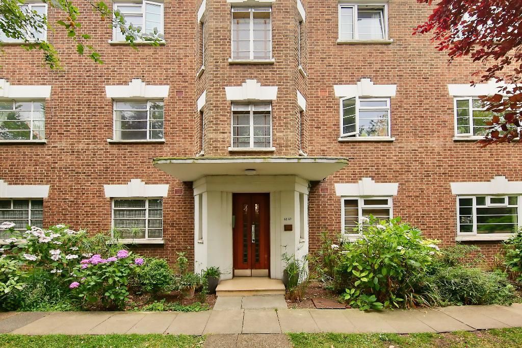 2 bed flat for sale in Merton Mansions, Bushey Road, Raynes Park SW20